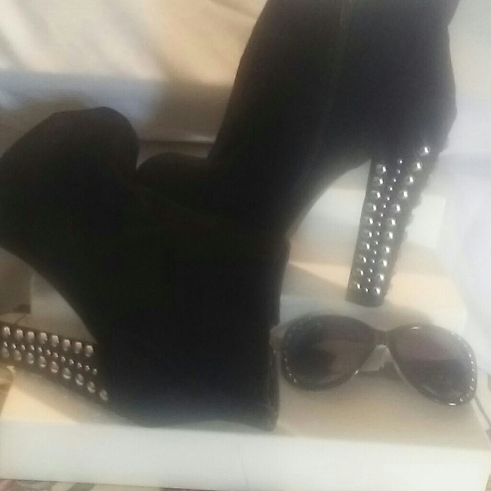 Ladies hot and sexy boots